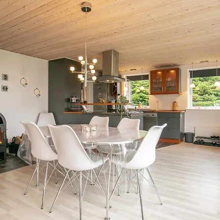 6 Person In Hébergement de vacances *